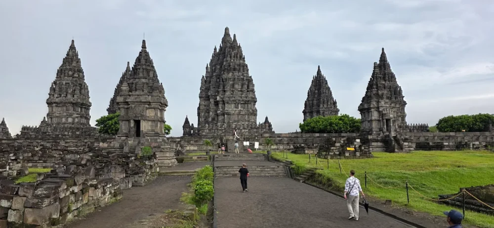 Book your Borobudur and Prambanan Temple Tour from Semarang Port today and experience two UNESCO treasures in one unforgettable day.