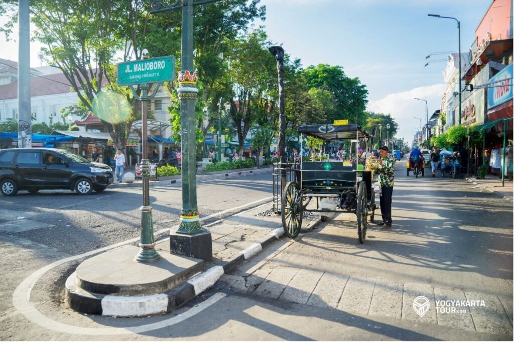 malioboro street - Yogyakarta tours