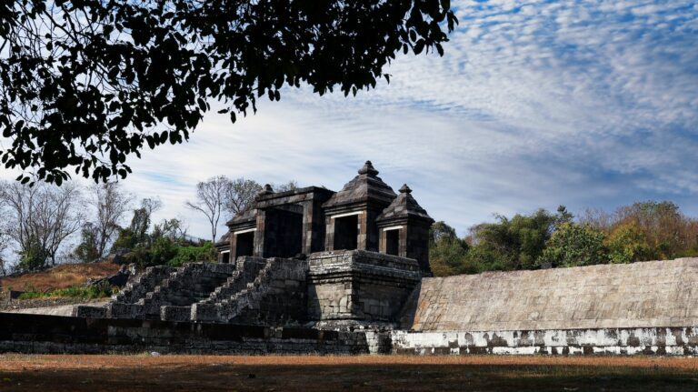 Ratu Boko: Grandeur on a Hill Full of Tranquility That Mesmerizes