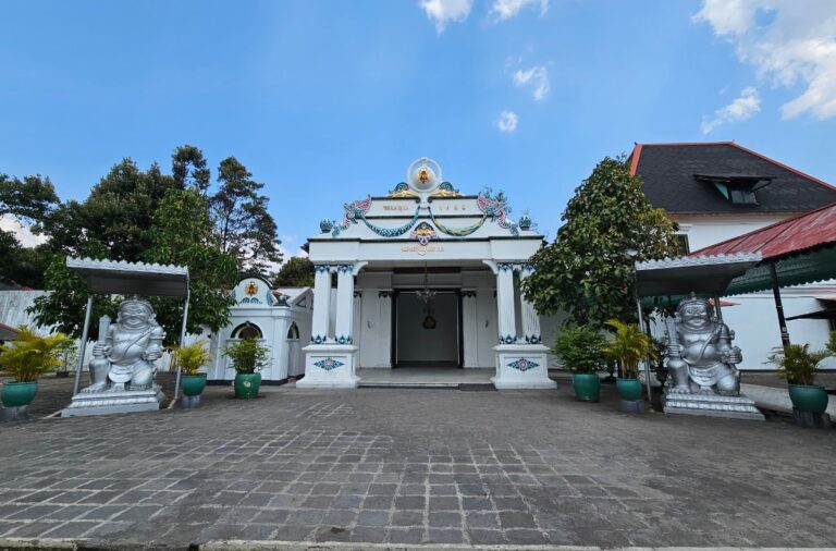 history of the Yogyakarta palace