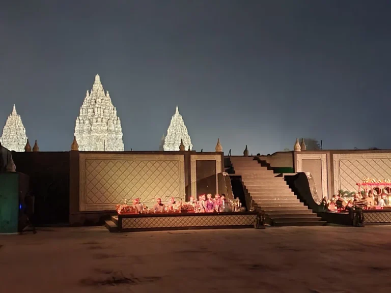 Ramayana Ballett Prambanan: Geschichte, Zeitplan und Ticketpreise 15 - Goajomblang.com prambanan ramayana ballet 2 - Ramayana Ballett Prambanan: Geschichte, Zeitplan und Ticketpreise - Goajomblang.com